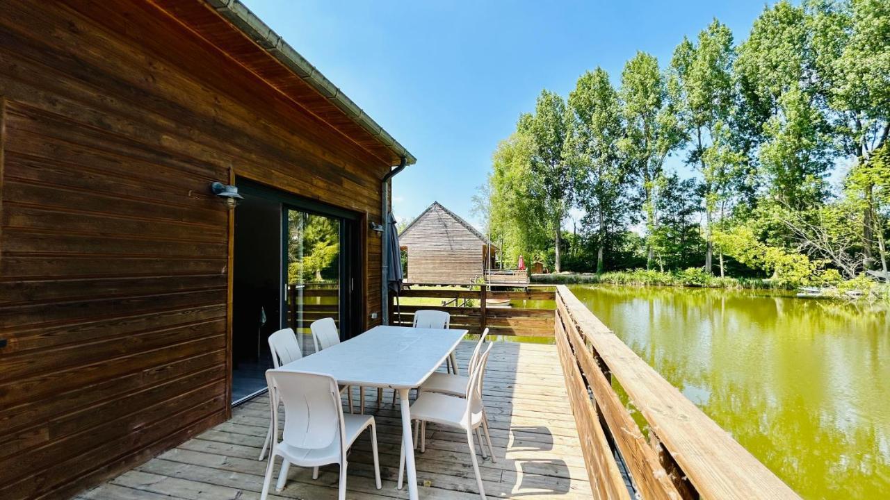 Chalet Avec Terrasse Sur Pilotis Vue Sur L'Etang Rue  Luaran gambar