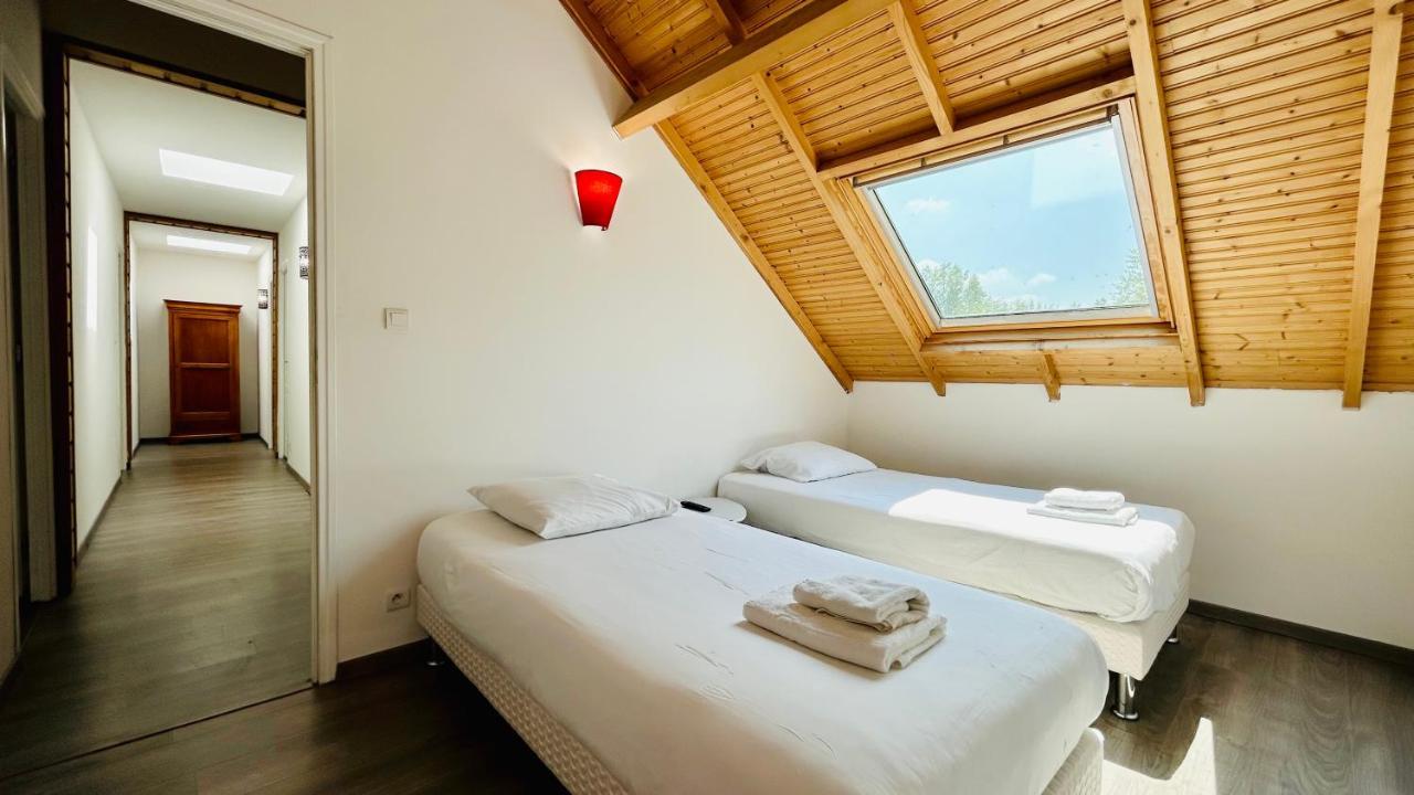 Chalet Avec Terrasse Sur Pilotis Vue Sur L'Etang Rue  Luaran gambar