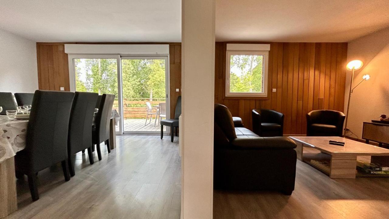 Chalet Avec Terrasse Sur Pilotis Vue Sur L'Etang Rue  Luaran gambar